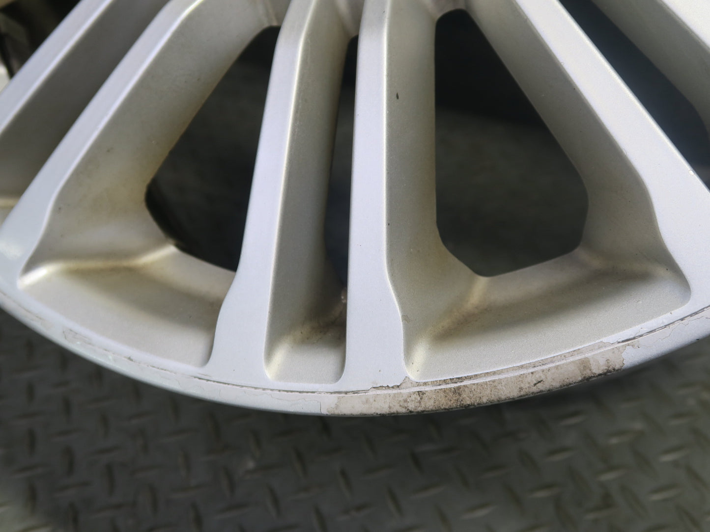 2012-2019 Range Rover Evoque L538 20-SPOKE R19" Alloy Wheel Rim 19x8J ET45