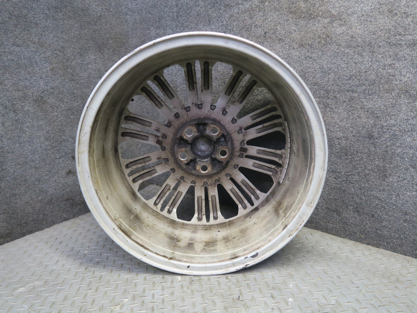 2012-2019 Range Rover Evoque L538 20-SPOKE R19" Alloy Wheel Rim 19x8J ET45