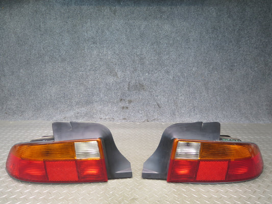 96-99 BMW E36/7 Z3 Roadster Set of 2 Rear Left & Right Tail Light Lamp OEM