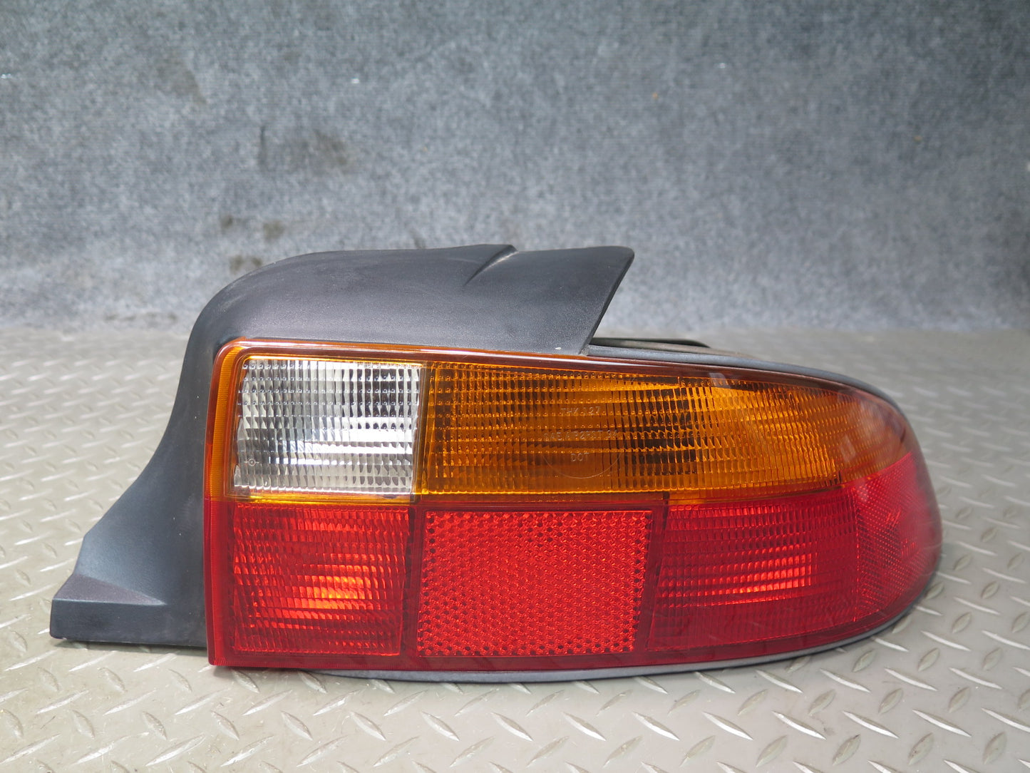 96-99 BMW E36/7 Z3 Roadster Set of 2 Rear Left & Right Tail Light Lamp OEM