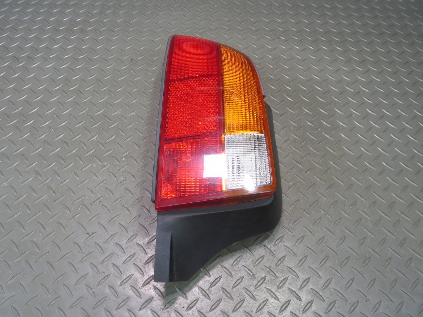 96-99 BMW E36/7 Z3 Roadster Set of 2 Rear Left & Right Tail Light Lamp OEM