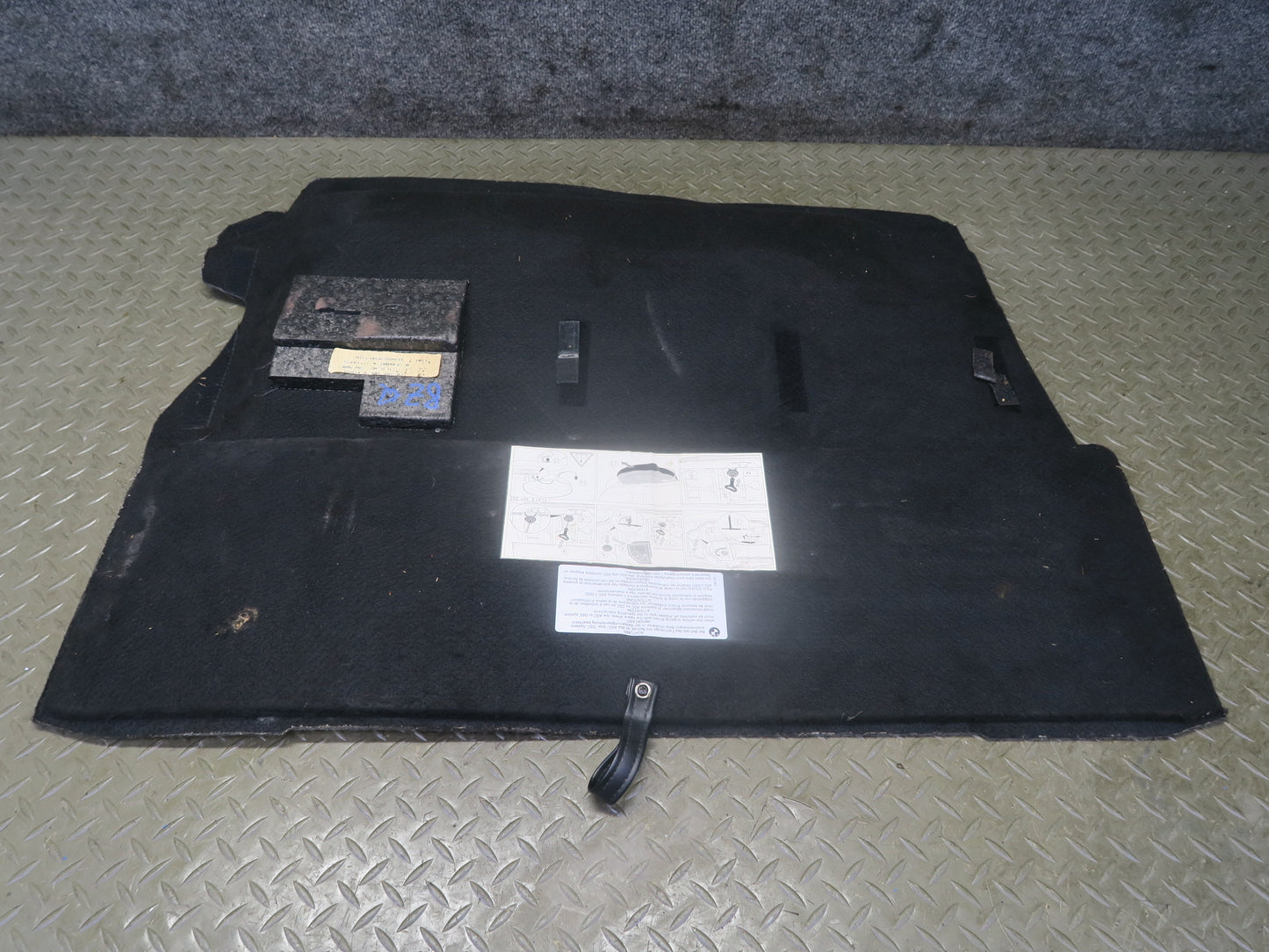 96-02 BMW E36/7 Z3 Roadster Rear Trunk Floor MAT Carpet Cover 8399299 OEM