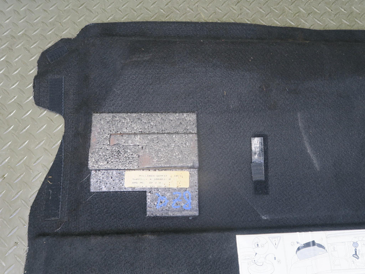 96-02 BMW E36/7 Z3 Roadster Rear Trunk Floor MAT Carpet Cover 8399299 OEM