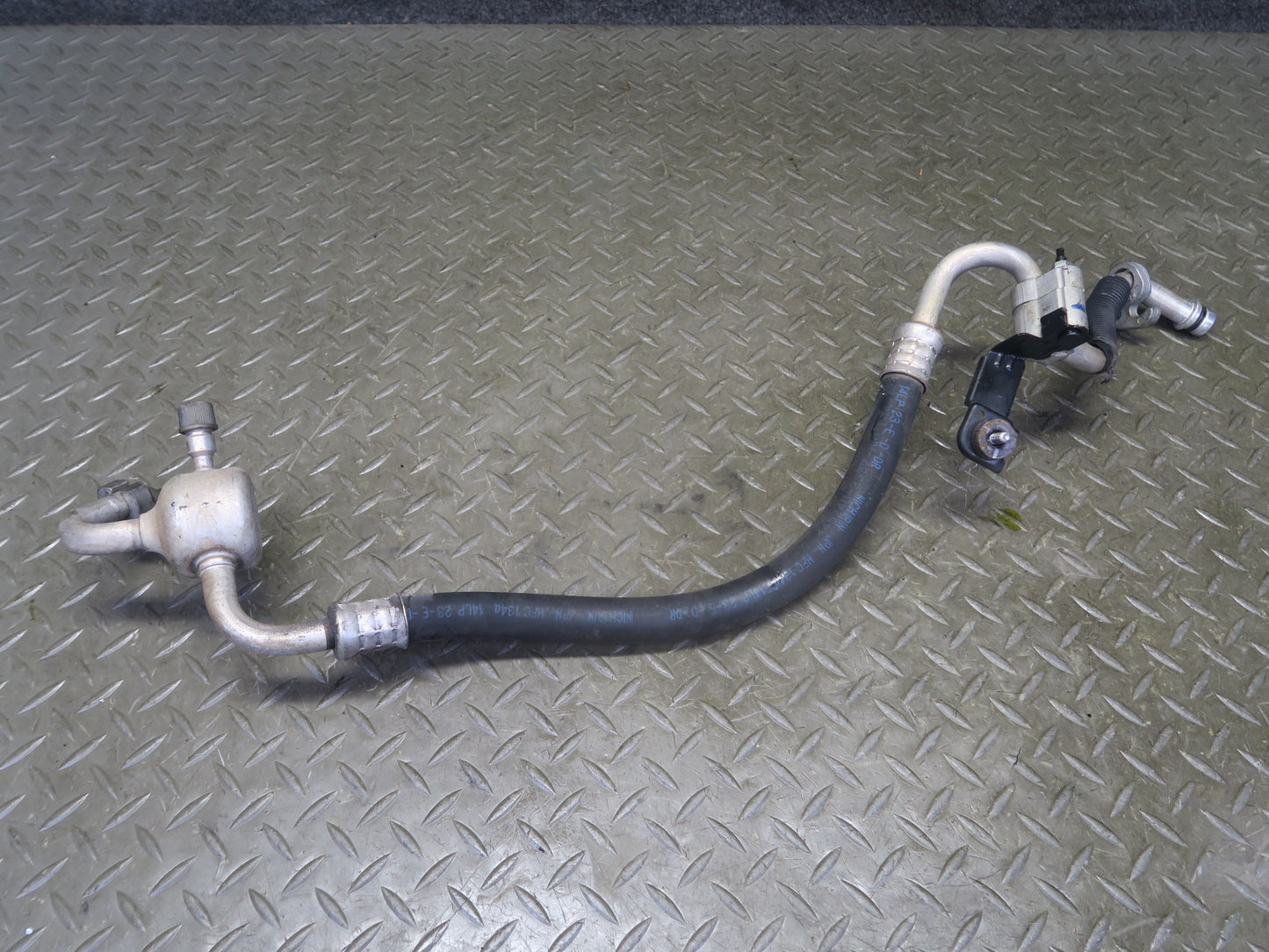 02-05 Lexus JCE10L IS300 Set of 3 A/C Air Condition Pressure Hose Pipe Line OEM