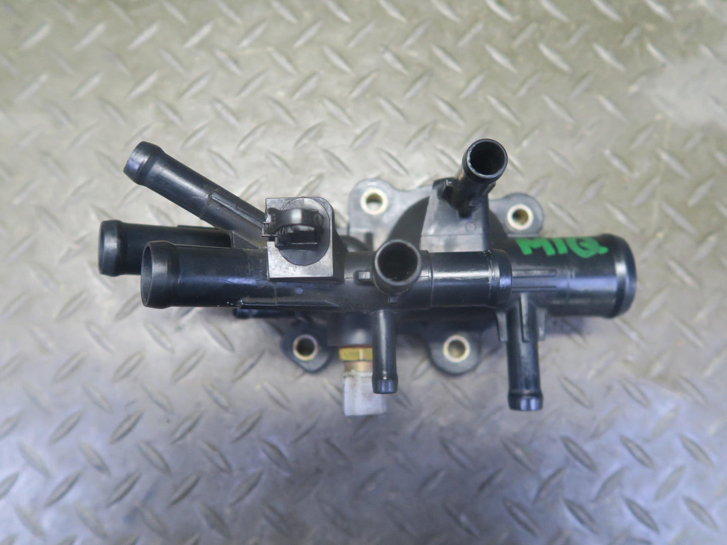 2014-2017 Infiniti QX60 2.5L Hybrid Engine Thermostat Housing 11060-3TA0B