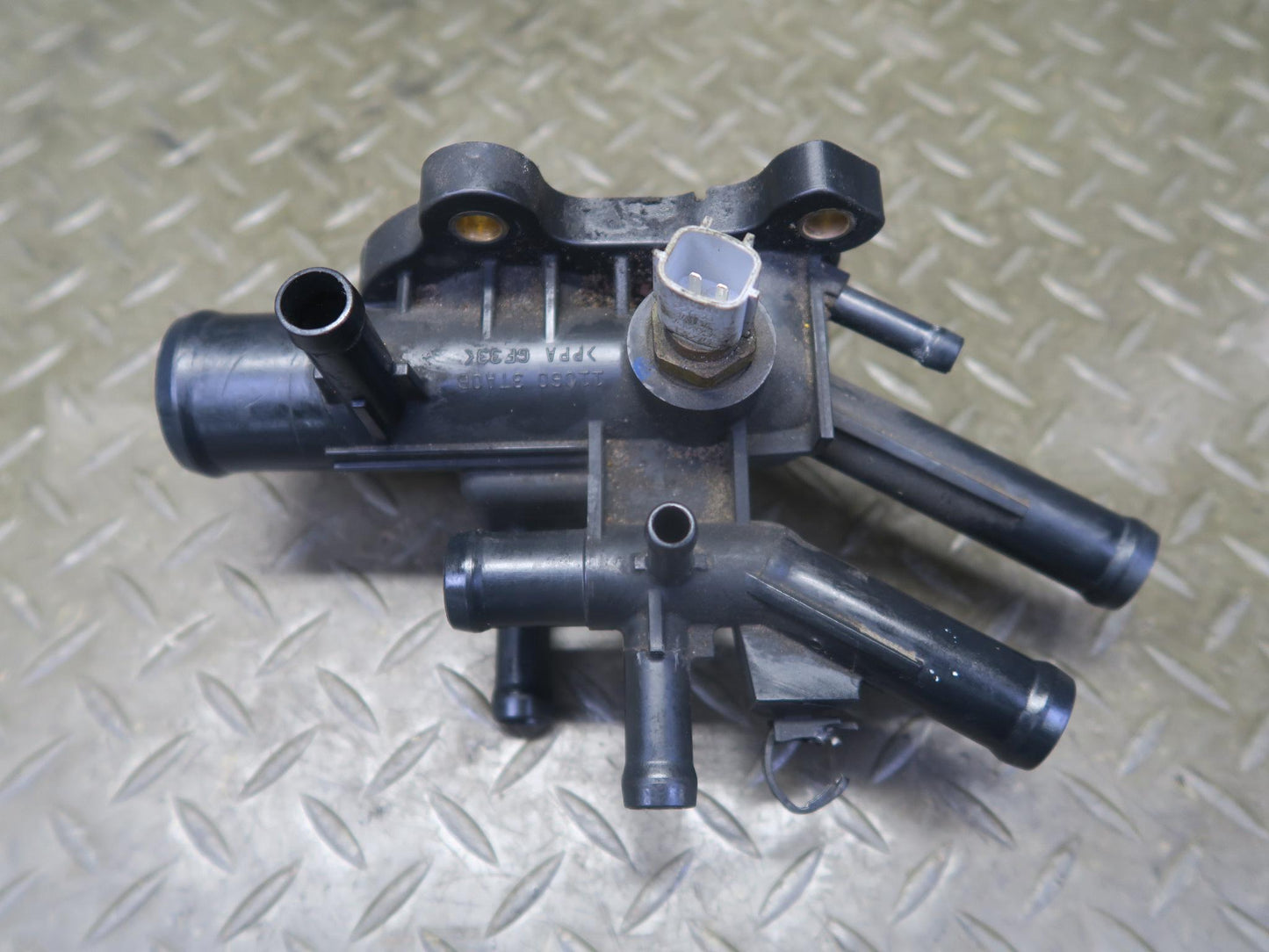 2014-2017 Infiniti QX60 2.5L Hybrid Engine Thermostat Housing 11060-3TA0B