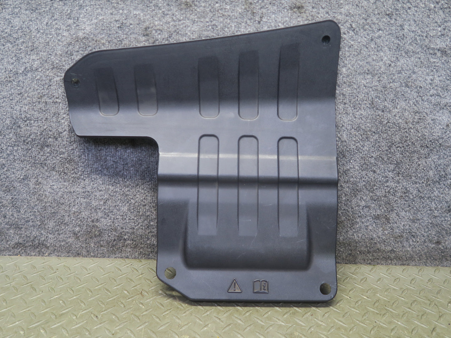 2012-2015 Range Rover Evoque L538 Battery Holder Tray Panel BJ32-5162-A