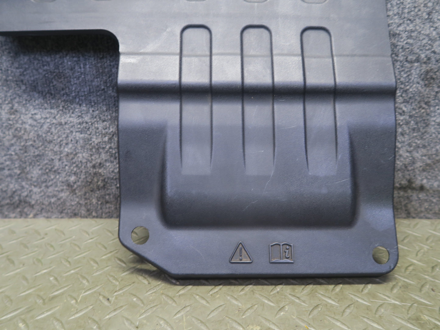 2012-2015 Range Rover Evoque L538 Battery Holder Tray Panel BJ32-5162-A