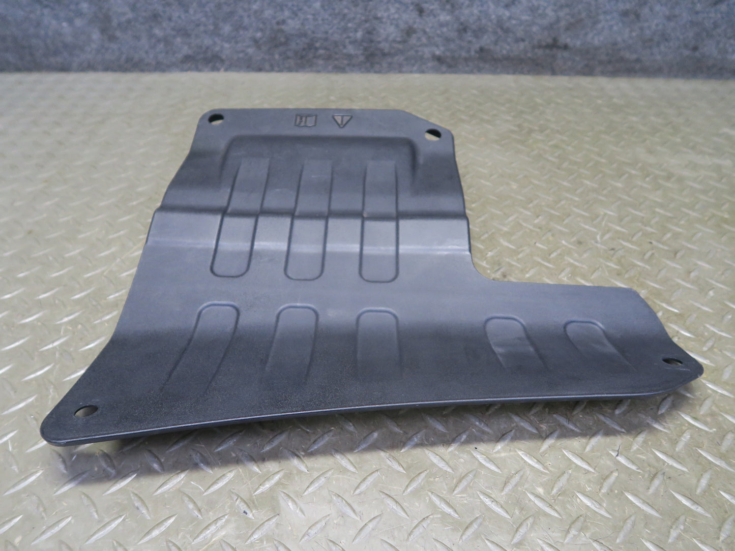 2012-2015 Range Rover Evoque L538 Battery Holder Tray Panel BJ32-5162-A