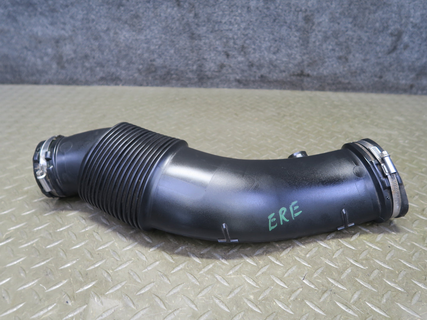 2012-2015 Range Rover Evoque L538 Air Intake Duct Tube Hose BJ32-9C620-BC