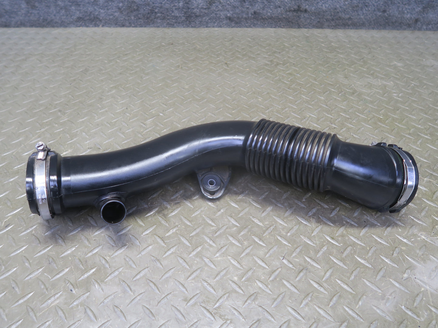 2012-2015 Range Rover Evoque L538 Air Intake Duct Tube Hose BJ32-9C620-BC