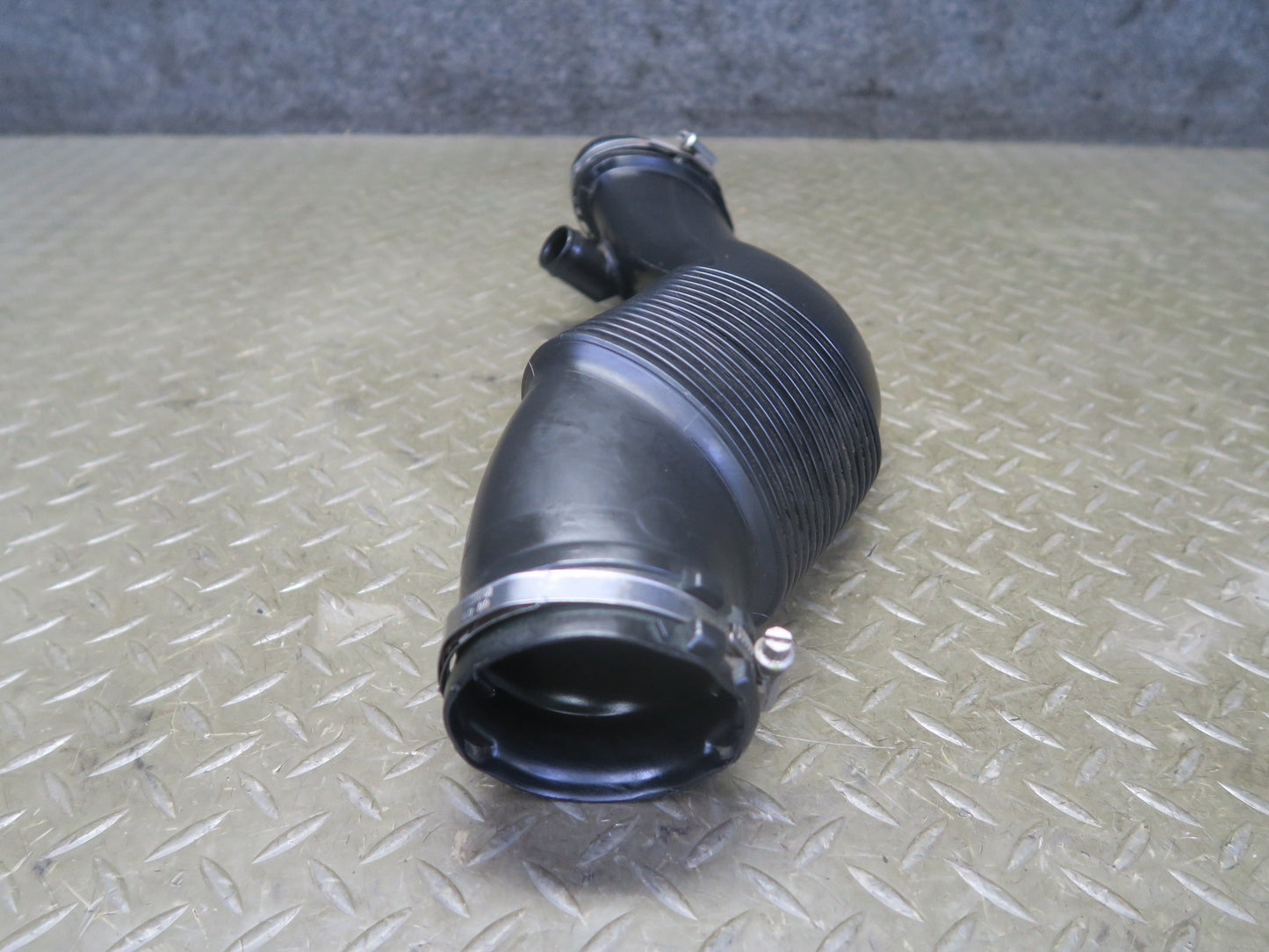 2012-2015 Range Rover Evoque L538 Air Intake Duct Tube Hose BJ32-9C620-BC