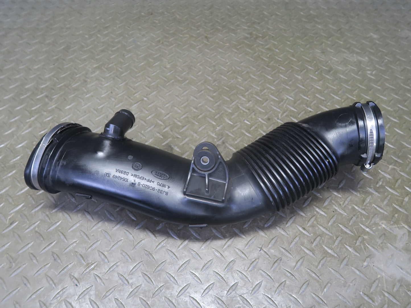 2012-2015 Range Rover Evoque L538 Air Intake Duct Tube Hose BJ32-9C620-BC