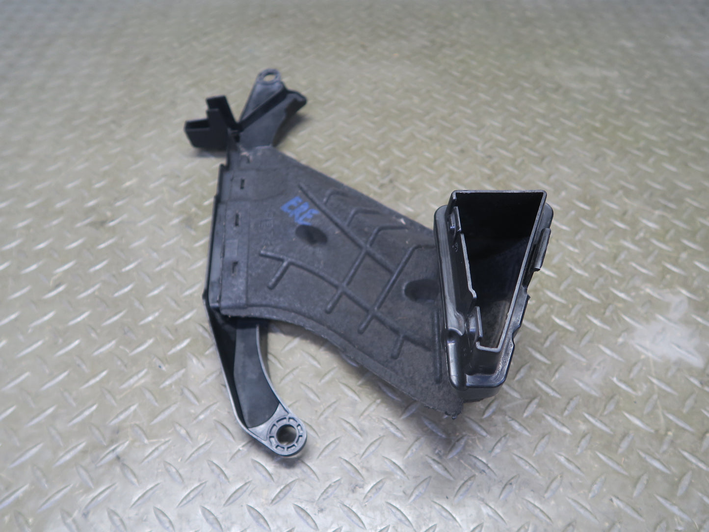 2012-2015 Range Rover Evoque L538 Engine Air Intake Hose Duct Pipe Tube