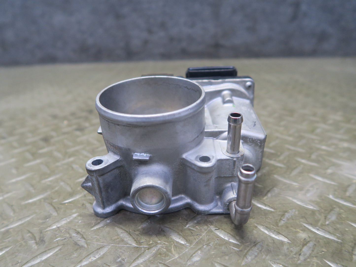 2014-2017 Infiniti QX60 2.5L Hybrid Engine Motor Throttle Body