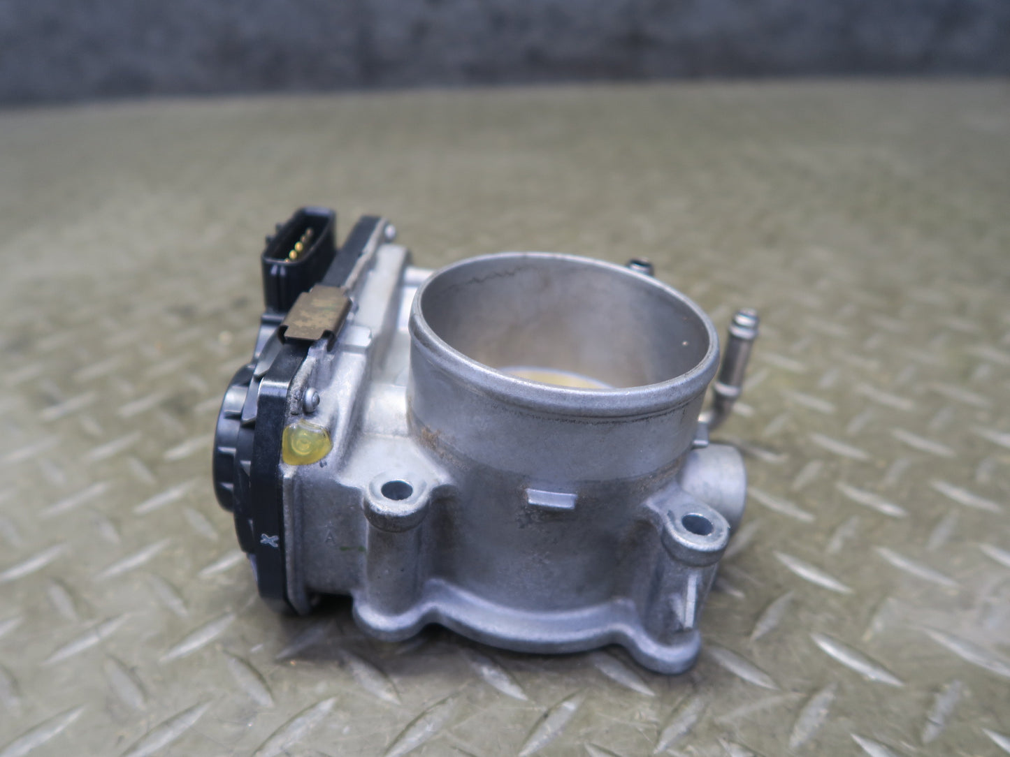 2014-2017 Infiniti QX60 2.5L Hybrid Engine Motor Throttle Body