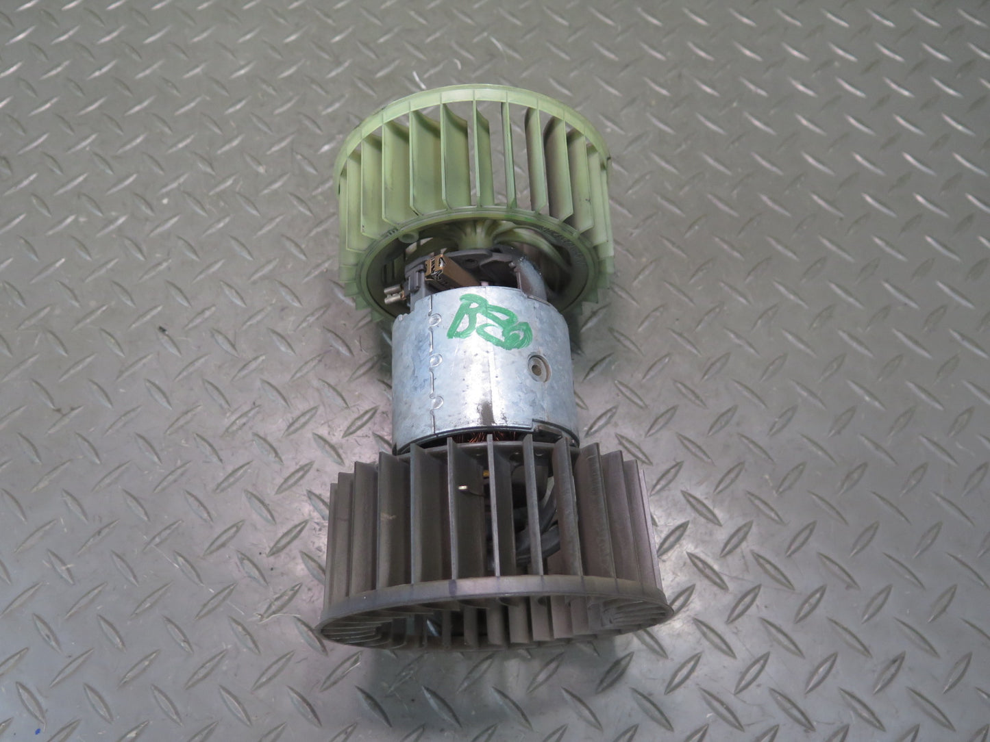 96-99 BMW E36/7 Z3 AC Heater Blower Motor Fan OEM