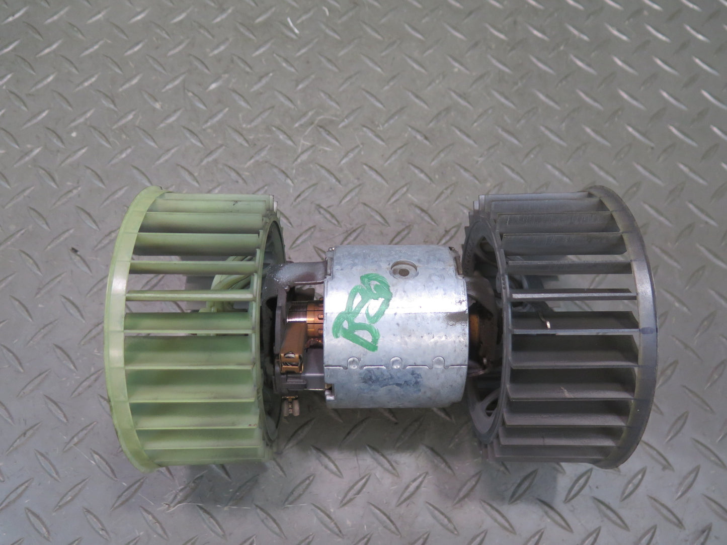96-99 BMW E36/7 Z3 AC Heater Blower Motor Fan OEM