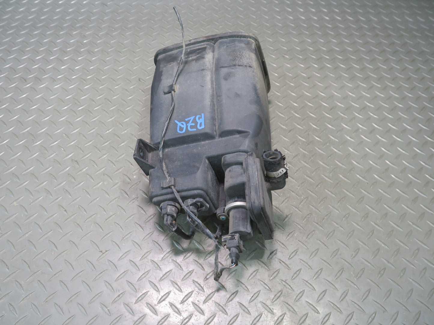 96-98 BMW E36/7 Z3 M44 M52 S52 Fuel Evap Vapor Charcoal Canister 1183568 OEM