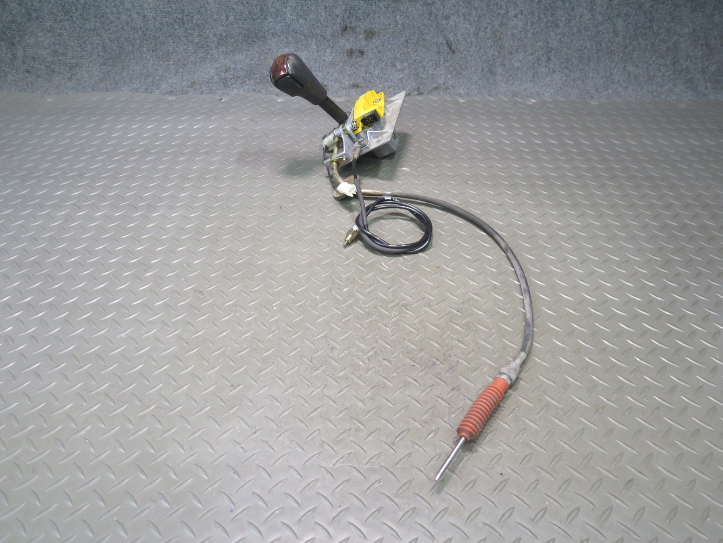 97-98 BMW E36/7 Z3 2.8L A/T Transmission Gear Shifter w Knob & Cable Assy OEM