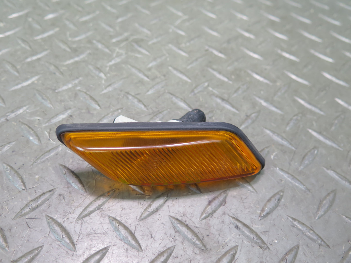 96-02 BMW E36/7 Z3 Front Right & Left Fender Marker Turn Signal Light Set OEM
