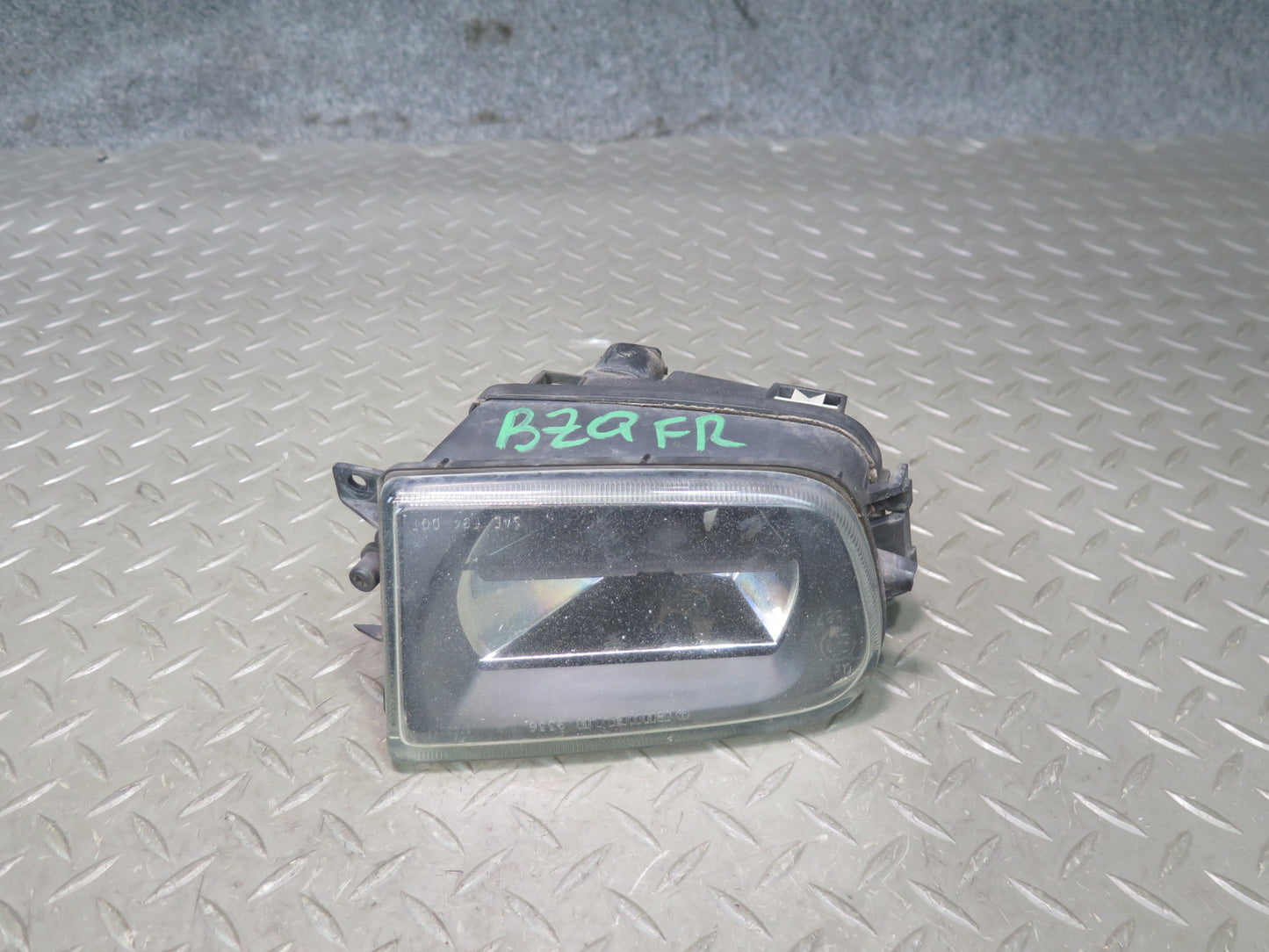 96-99 BMW E36/7 Z3 Front Right Fog Light Lamp 8360576 OEM
