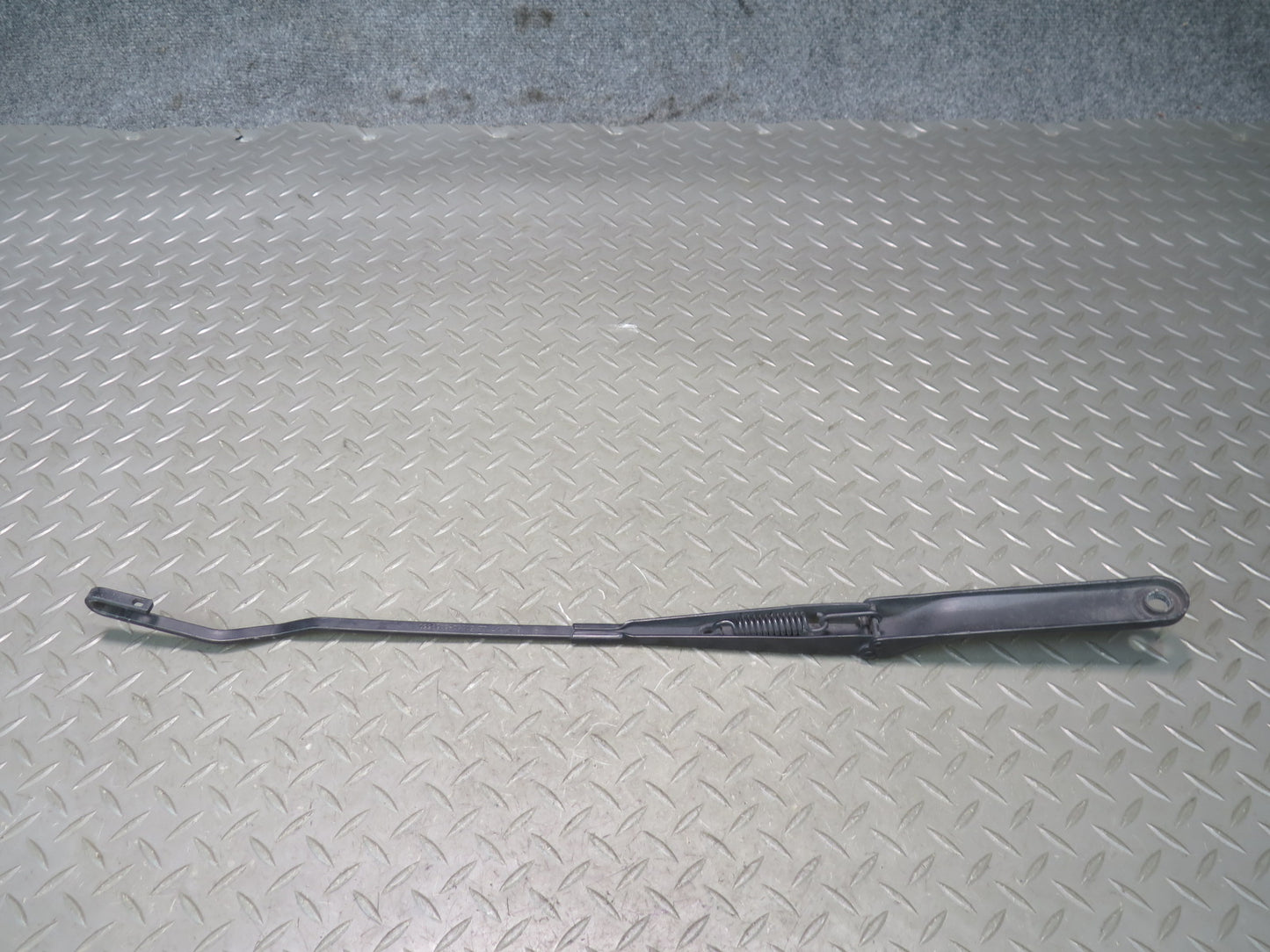 96-02 BMW E36/7 Z3 Set of 2 Front Left & Right Windshield Wiper Arm OEM