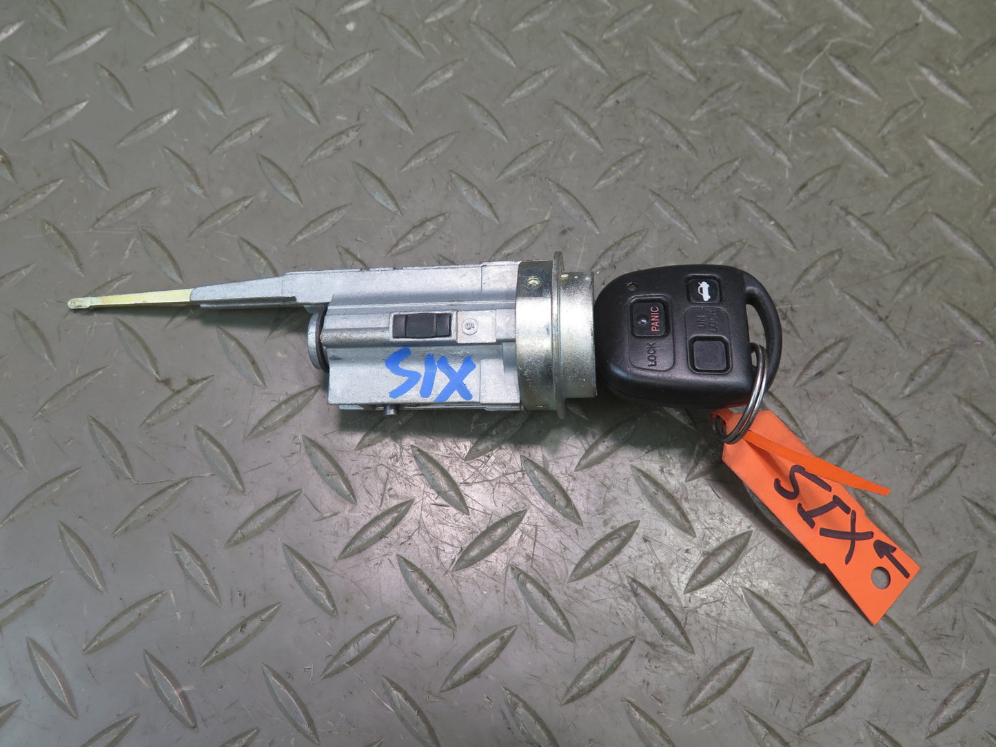 02-03 Lexus JCE10L IS300 3.0L 2JZGE M/T Sedan Engine ECU ECM Lock KEY Set OEM