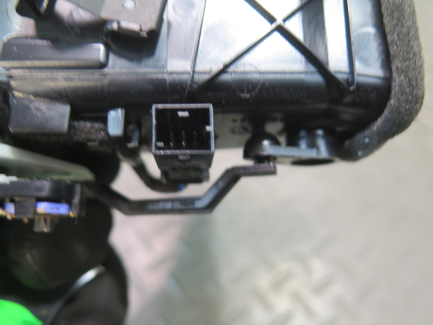 2011-2018 Porsche Cayenne 958 Dash Front Left A/C Air Vent Grille 7P5819727A