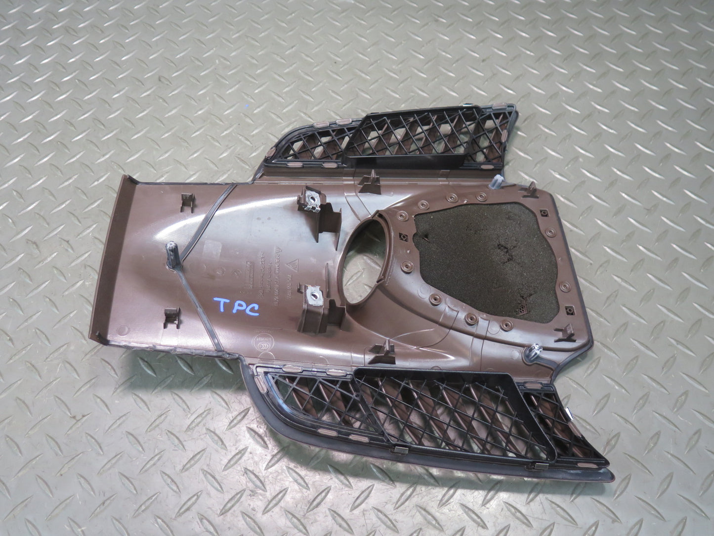 2011-2018 Porsche Cayenne 958 Front Dashboard Center Speaker Grille Trim Cover