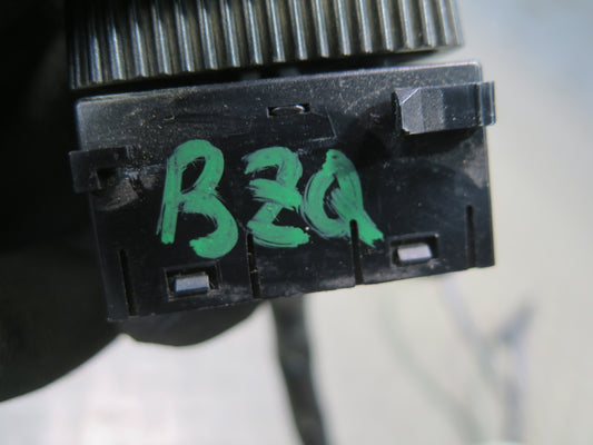 96-02 BMW E36/7 Z3 Right Seat Adjust Switch w Wire Harness 8410674 OEM