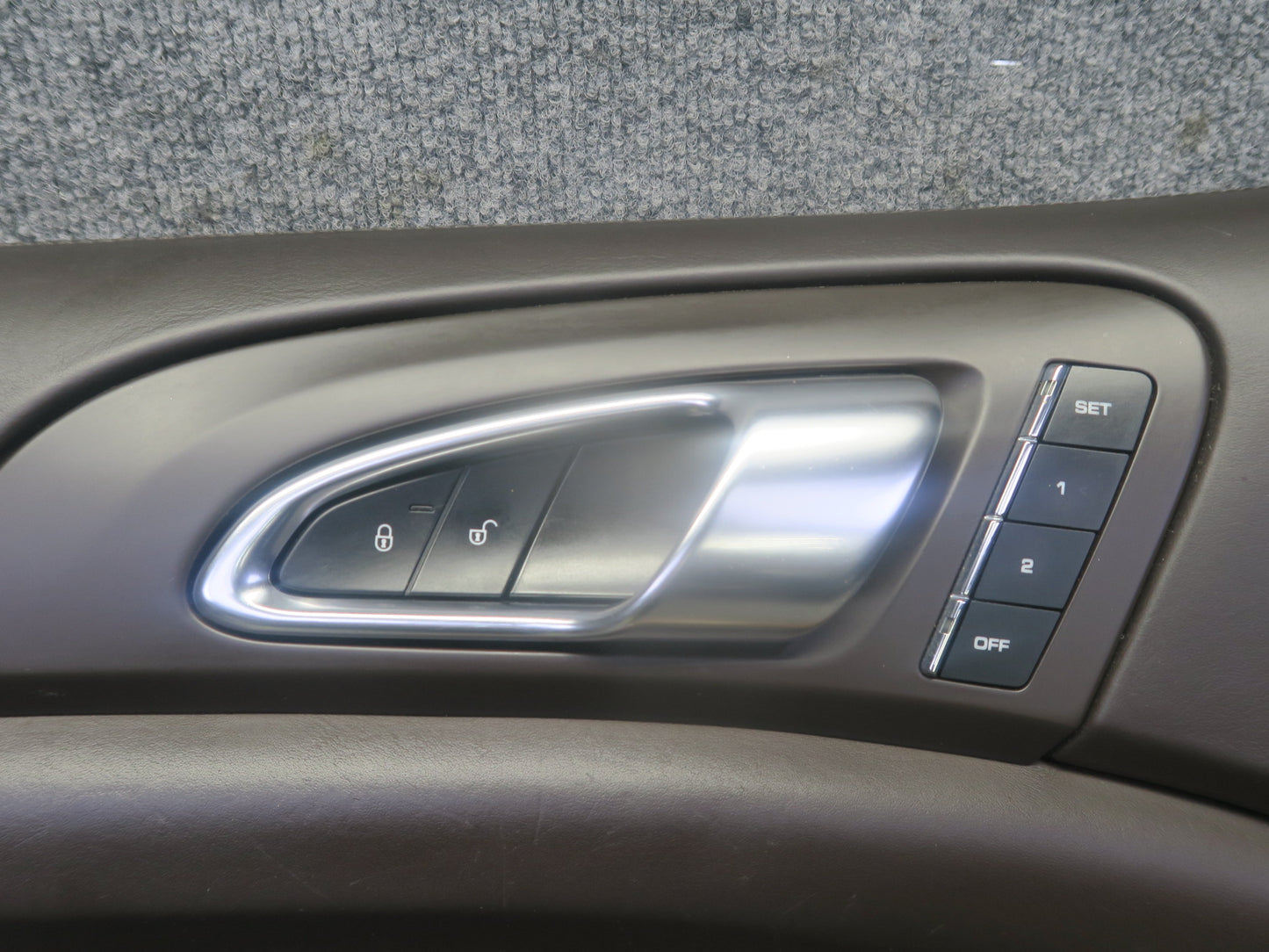 2011-2018 Porsche Cayenne 958 Front Left & Right Door Interior Trim Panel Set
