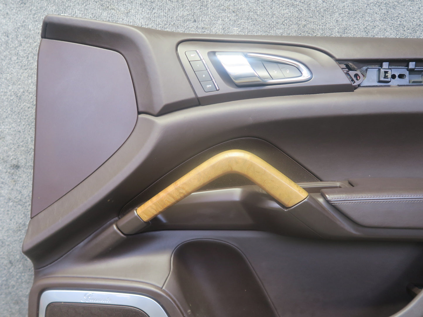 2011-2018 Porsche Cayenne 958 Front Left & Right Door Interior Trim Panel Set