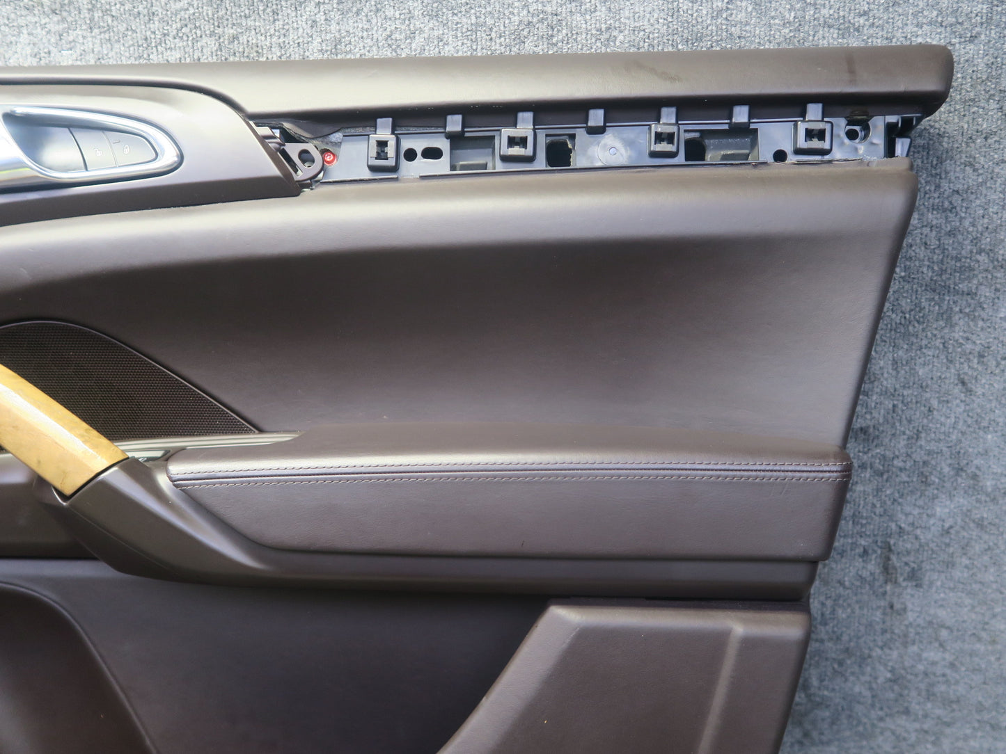 2011-2018 Porsche Cayenne 958 Front Left & Right Door Interior Trim Panel Set