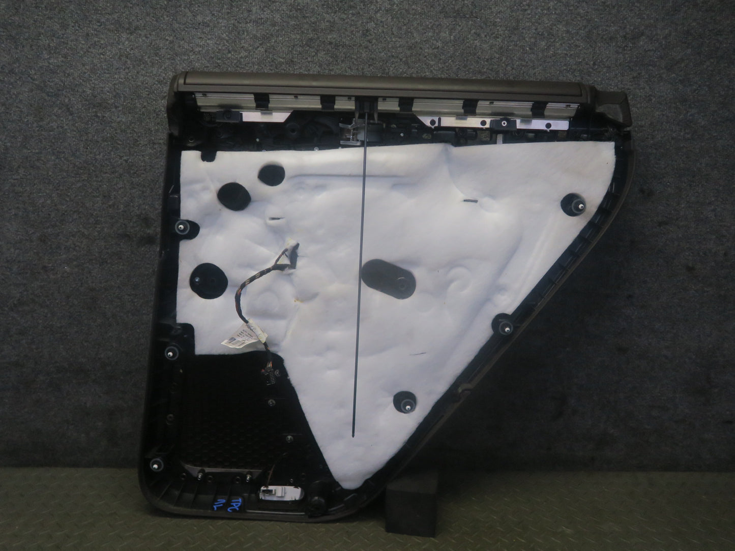 11-18 Porsche Cayenne 958 Rear Left Right Side Interior Door Panel W/ Shade Set