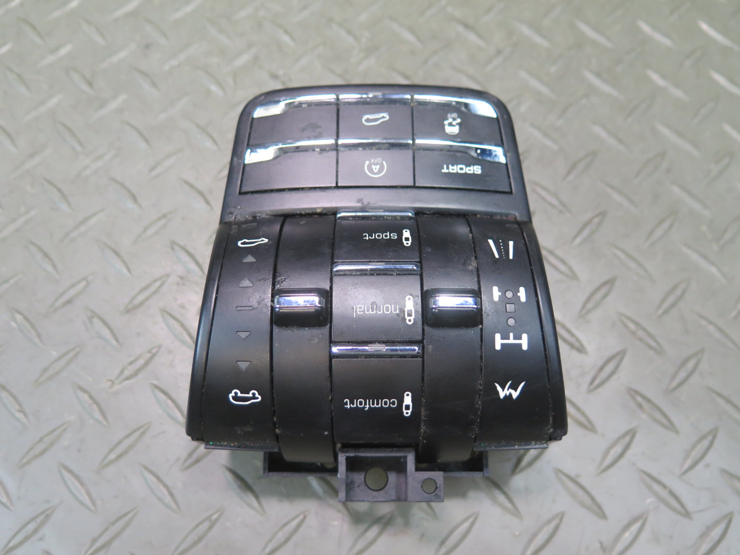 2011-2014 Porsche Cayenne 958 Traction Suspension Control Switch 7P5927127CG