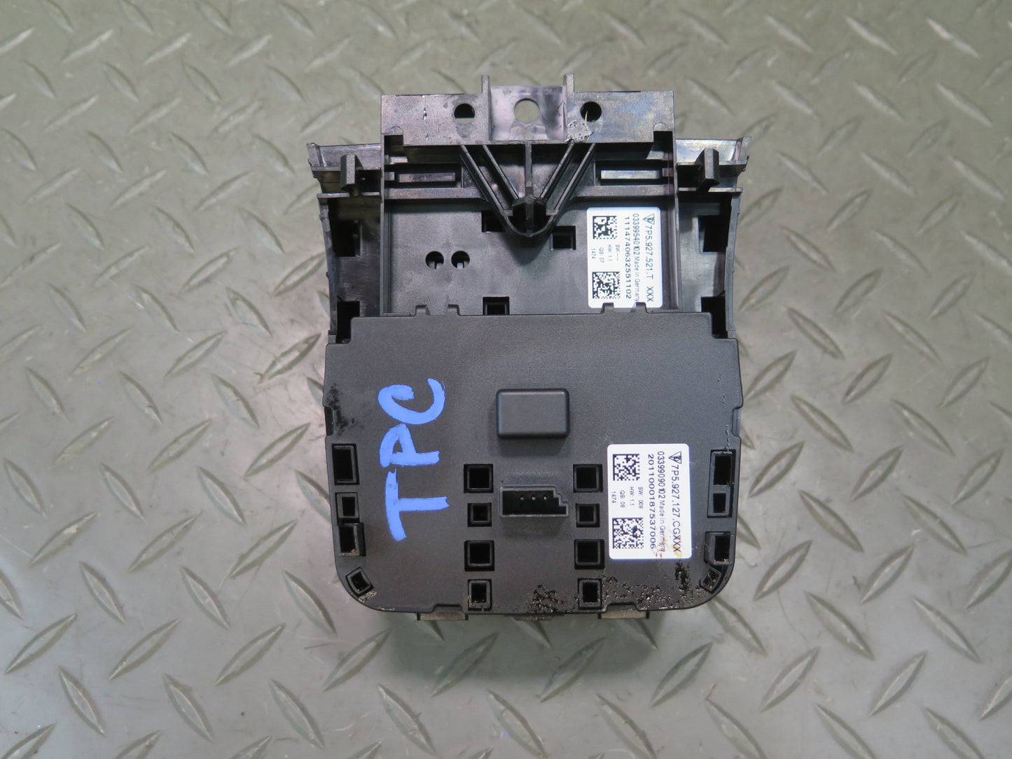 2011-2014 Porsche Cayenne 958 Traction Suspension Control Switch 7P5927127CG