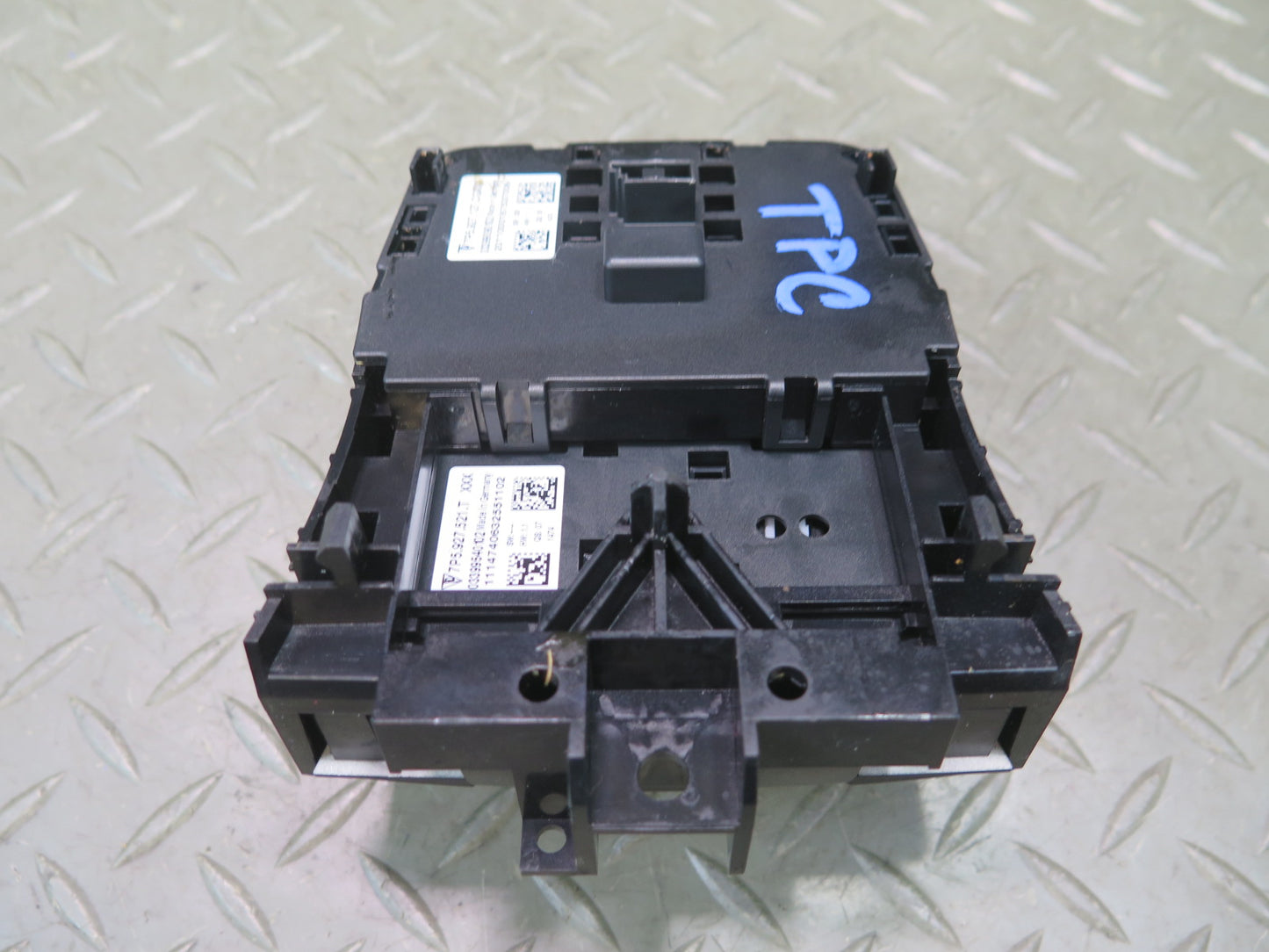 2011-2014 Porsche Cayenne 958 Traction Suspension Control Switch 7P5927127CG
