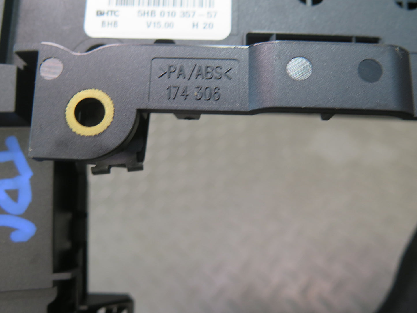 2011-2014 Porsche Cayenne 958 Front A/C Climate Control Temp Switch Unit