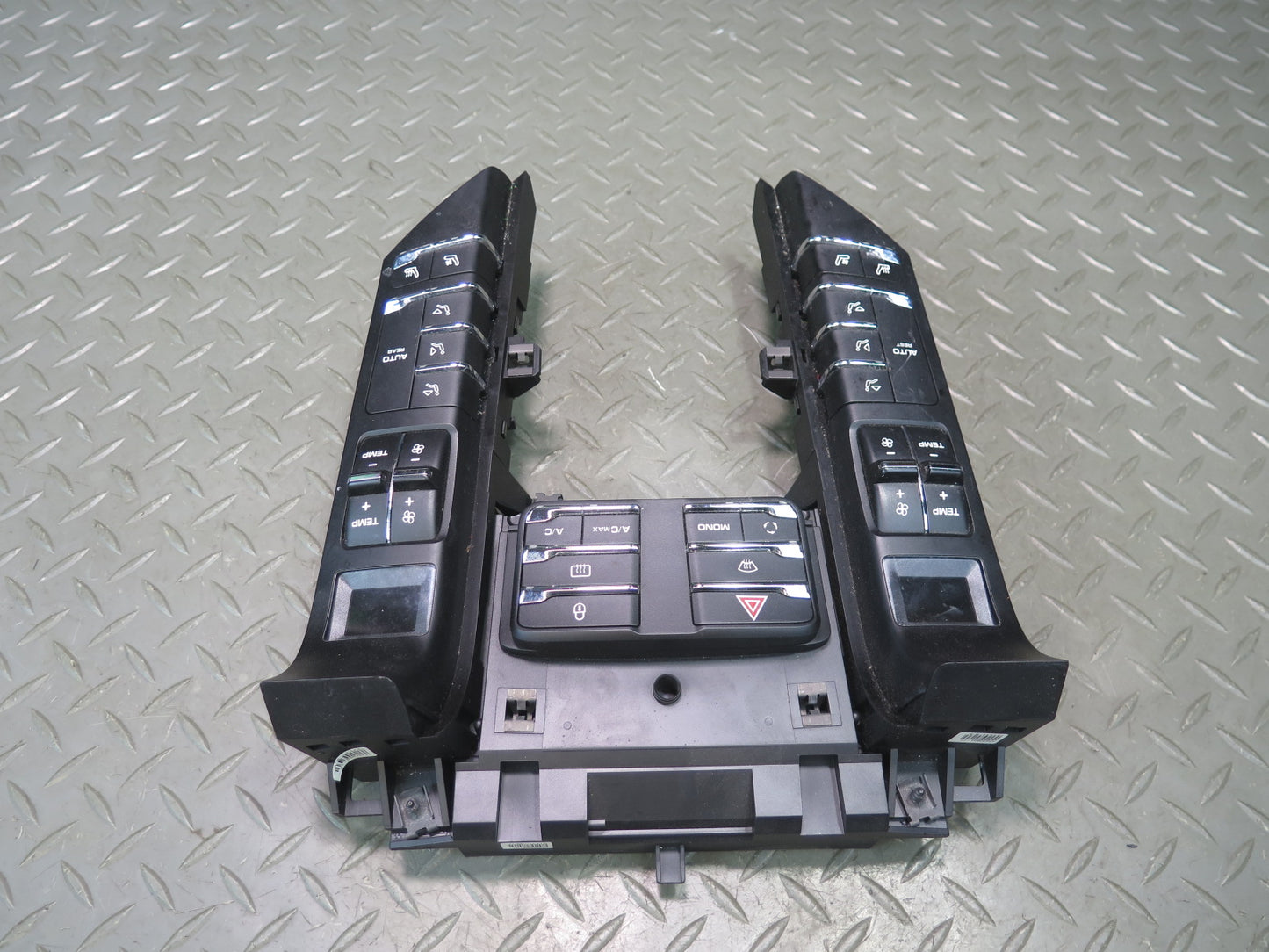 2011-2014 Porsche Cayenne 958 Front A/C Climate Control Temp Switch Unit