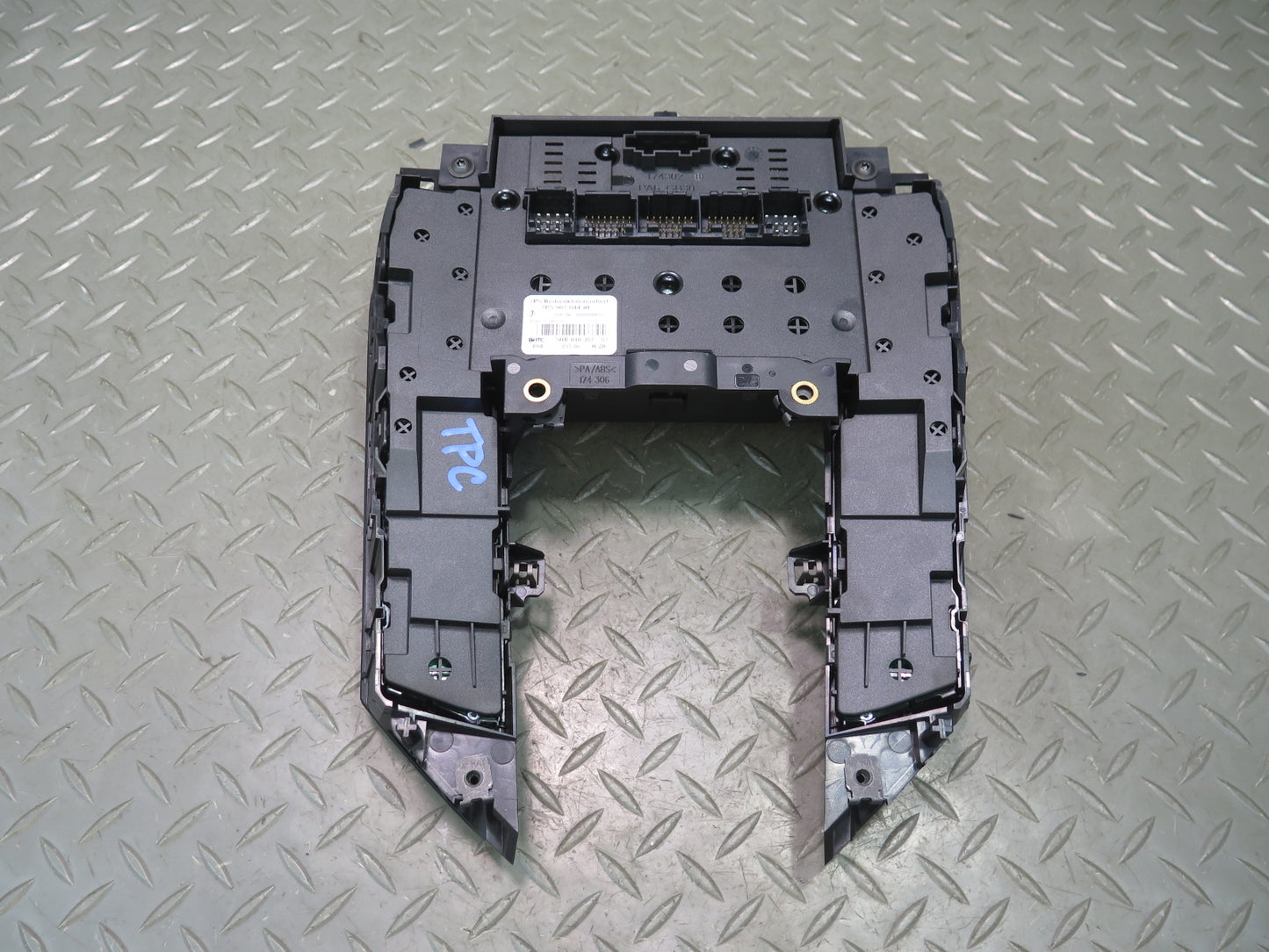 2011-2014 Porsche Cayenne 958 Front A/C Climate Control Temp Switch Unit