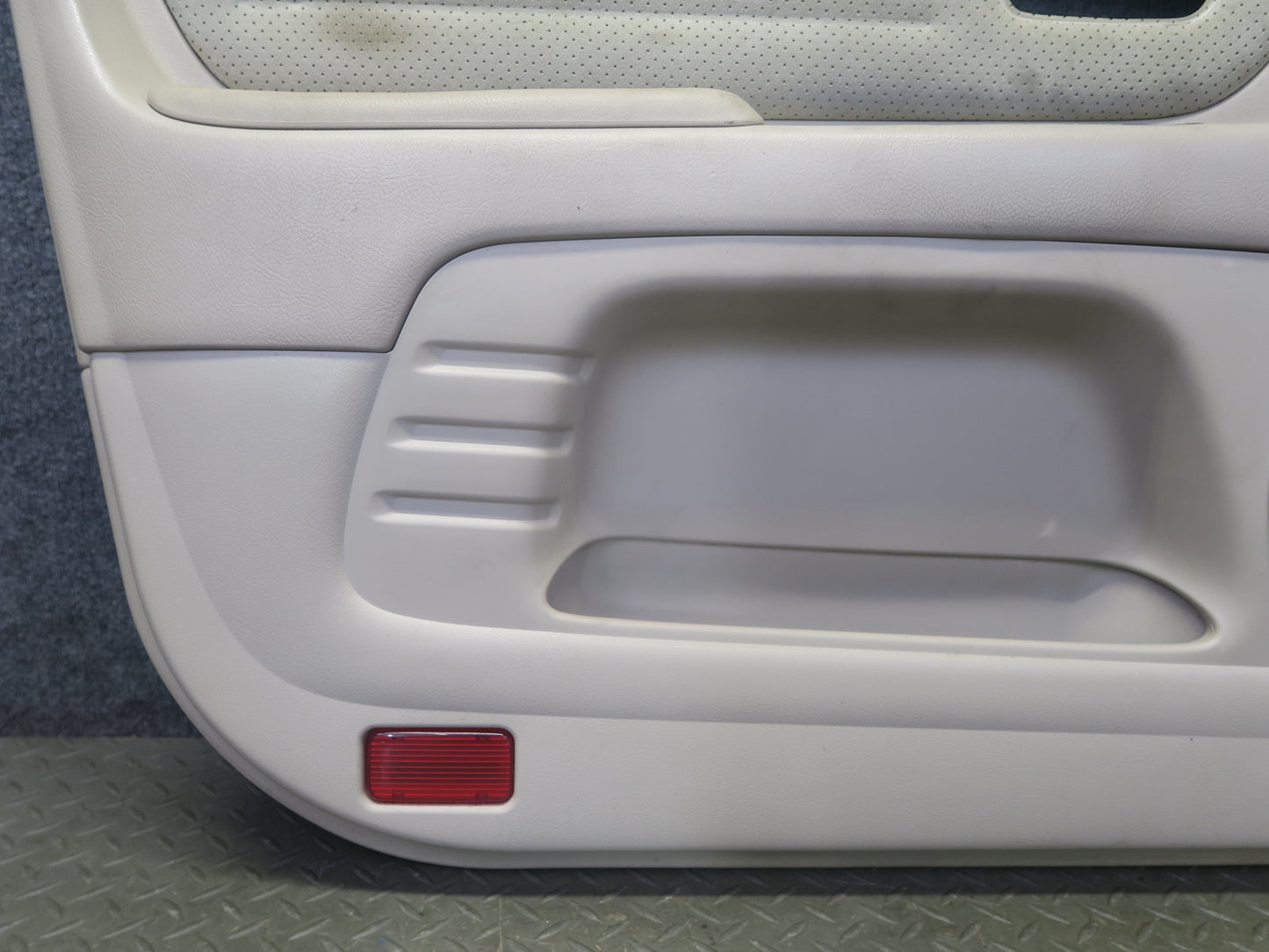 2002 Lexus JCE10L IS300 Sedan Set of 2 Front Door Interior Trim Cover Panel OEM