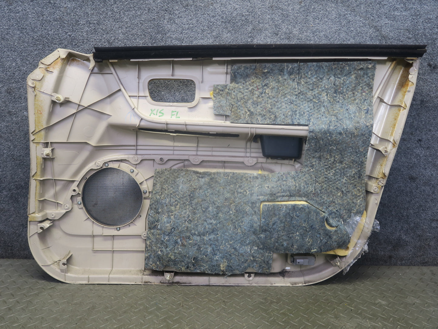 2002 Lexus JCE10L IS300 Sedan Set of 2 Front Door Interior Trim Cover Panel OEM