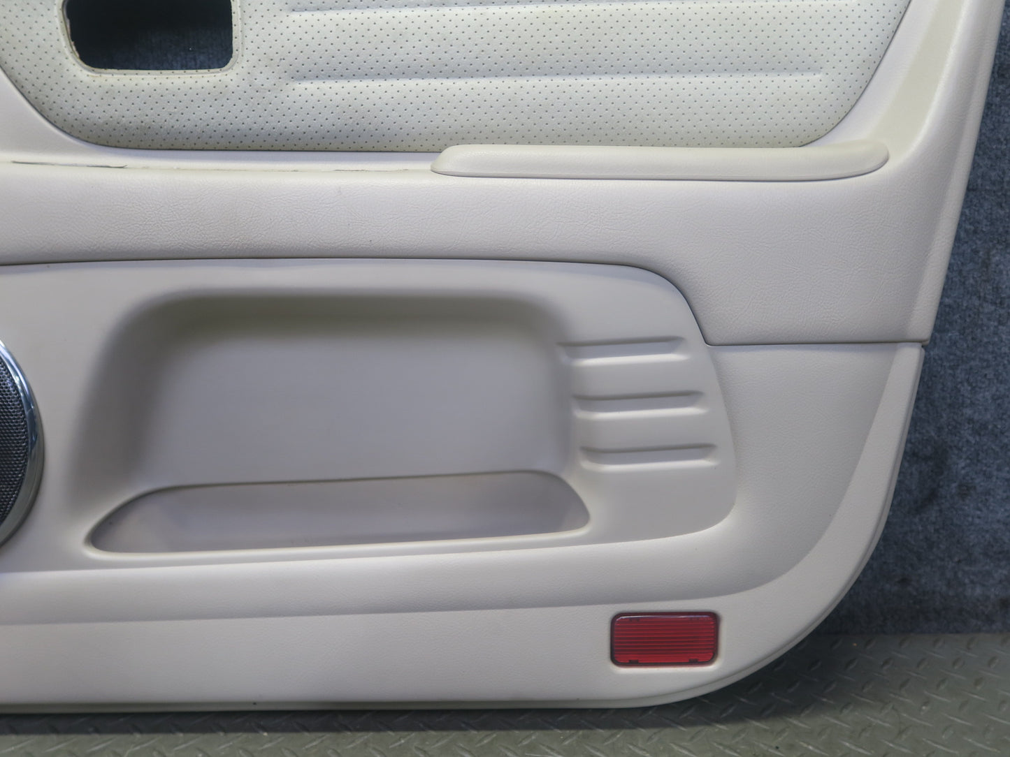2002 Lexus JCE10L IS300 Sedan Set of 2 Front Door Interior Trim Cover Panel OEM