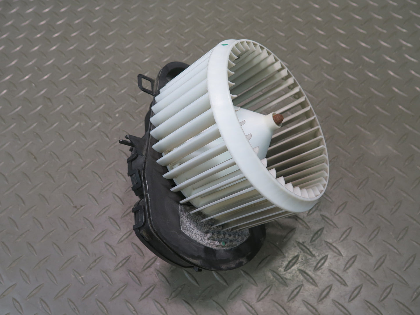 2011-2018 Porsche Cayenne 958 A/C Heater Blower Motor  Fan w Resistor 7P0820021B