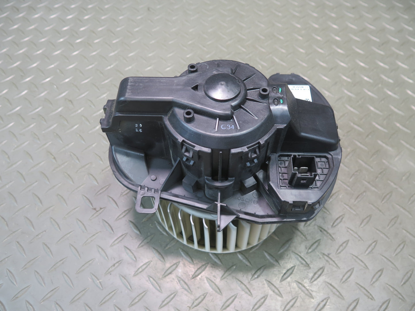 2011-2018 Porsche Cayenne 958 A/C Heater Blower Motor  Fan w Resistor 7P0820021B