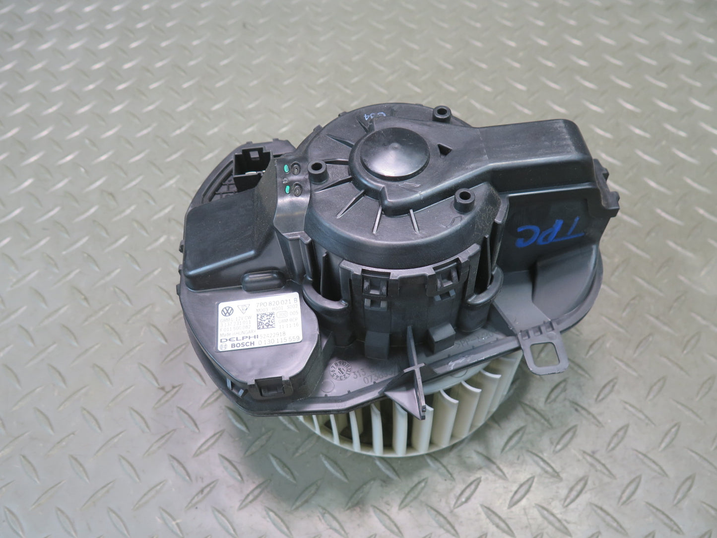 2011-2018 Porsche Cayenne 958 A/C Heater Blower Motor  Fan w Resistor 7P0820021B