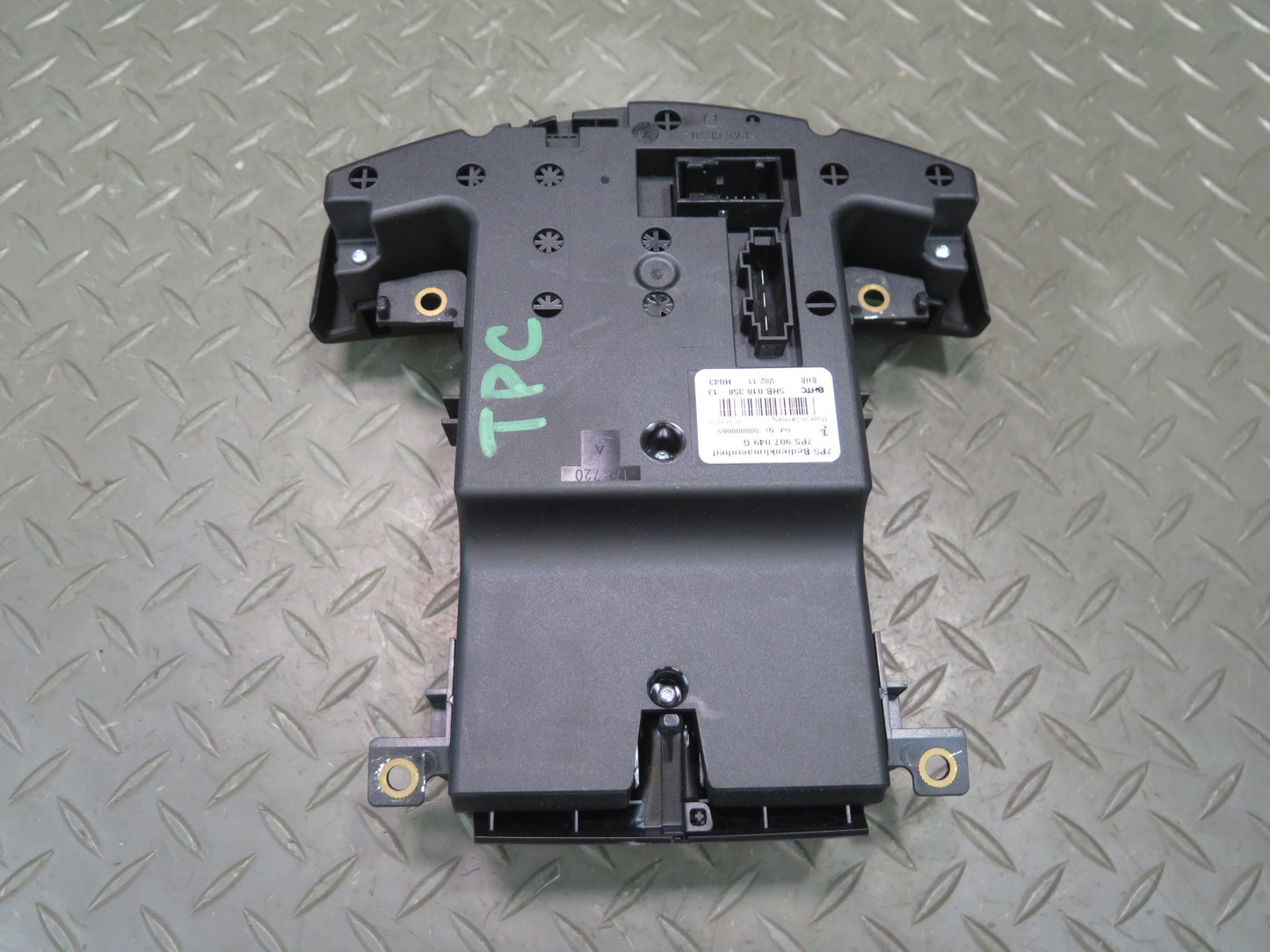2011-2014 Porsche Cayenne 958 Rear A/C Climate Control Temp Switch Unit