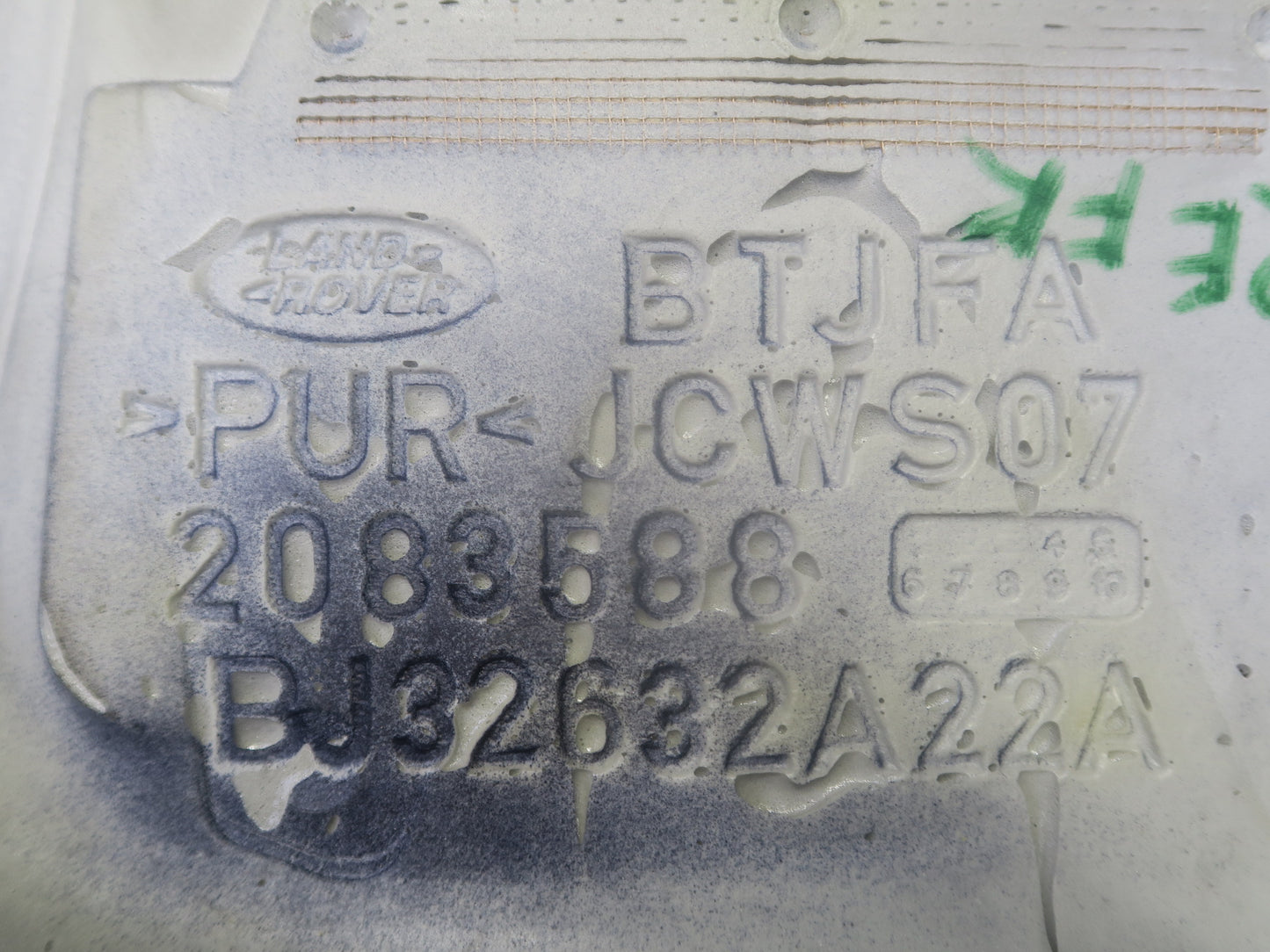 2012-2015 Range Rover Evoque L538 Front Right Seat Lower Leather Cushion