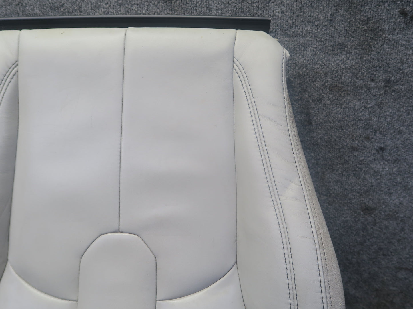 2012-2015 Range Rover Evoque L538 Front Right Seat Lower Leather Cushion